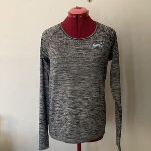 Nike dri-fit long sleeves tee. Size Medium